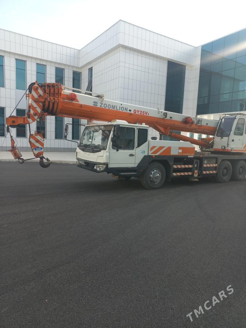 Zoomlion HBT6016 2014 - 1 300 000 TMT - Мары - img 1