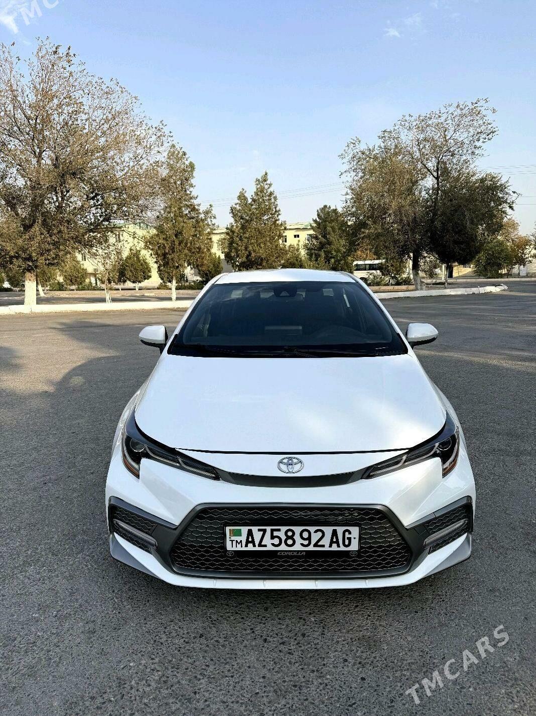 Toyota Corolla 2022 - 250 000 TMT - Büzmeýin - img 2