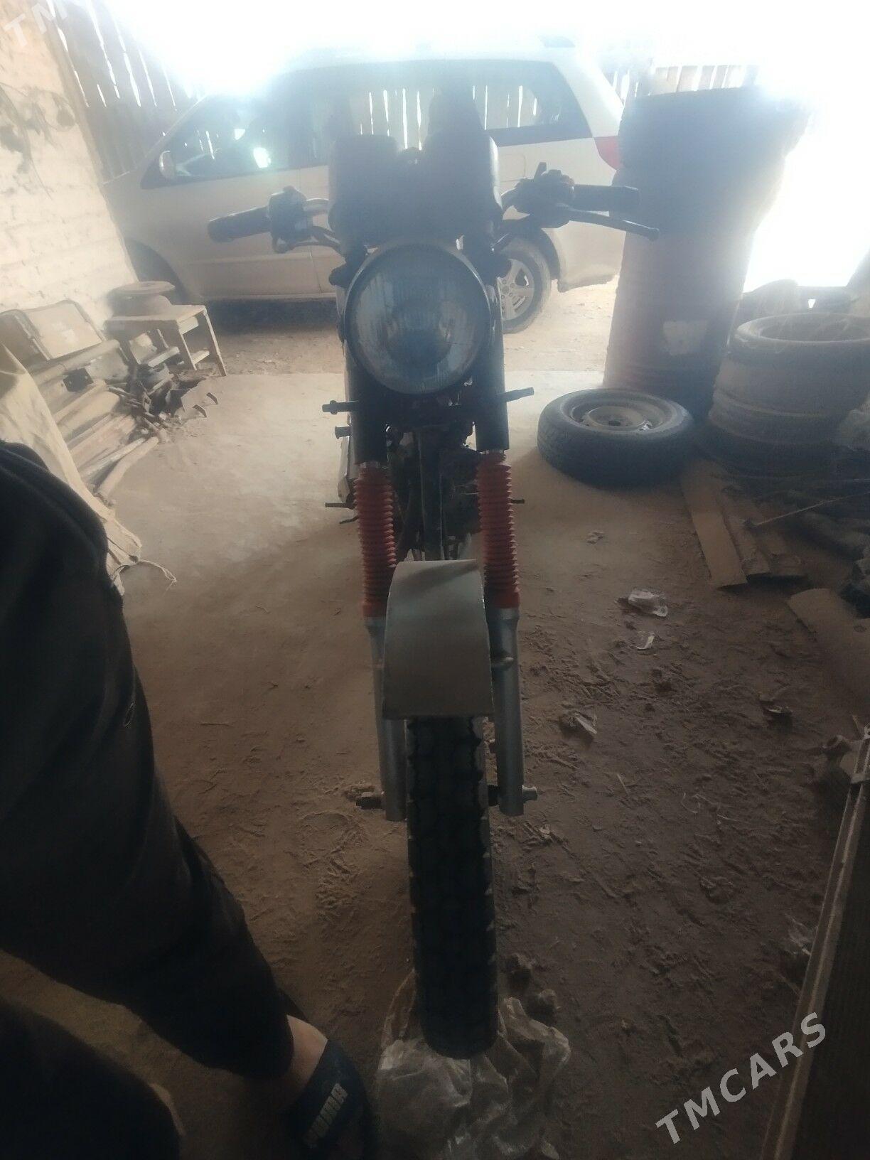 Iž Planeta 5 2005 - 9 000 TMT - Эсенгулы - img 4