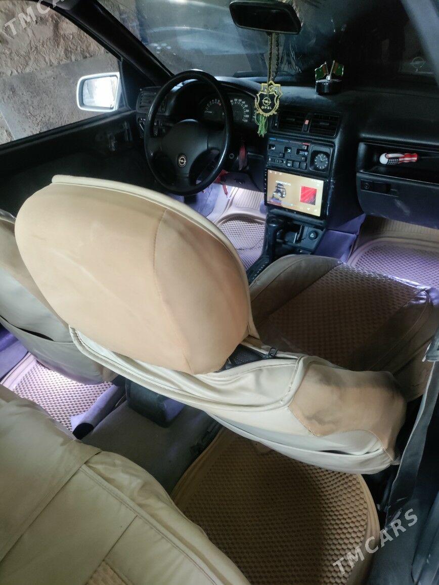 Opel Vectra 1992 - 35 000 TMT - Türkmenabat - img 1
