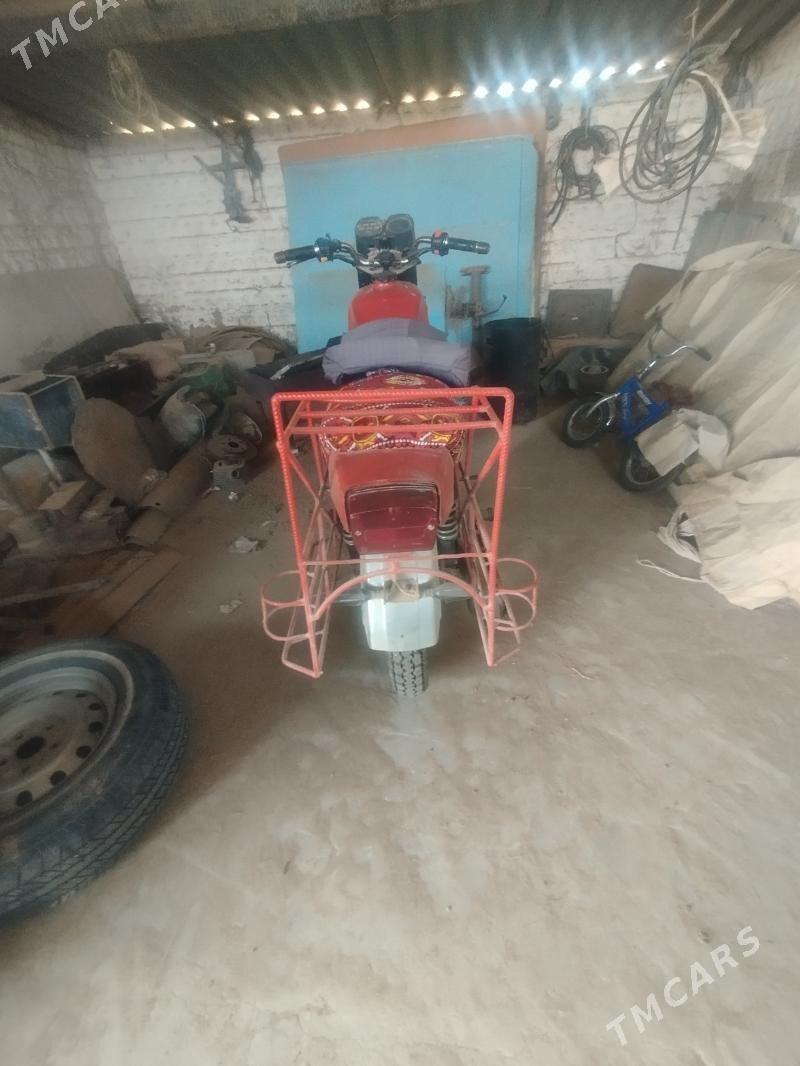 Iž Planeta 5 2005 - 9 000 TMT - Эсенгулы - img 3