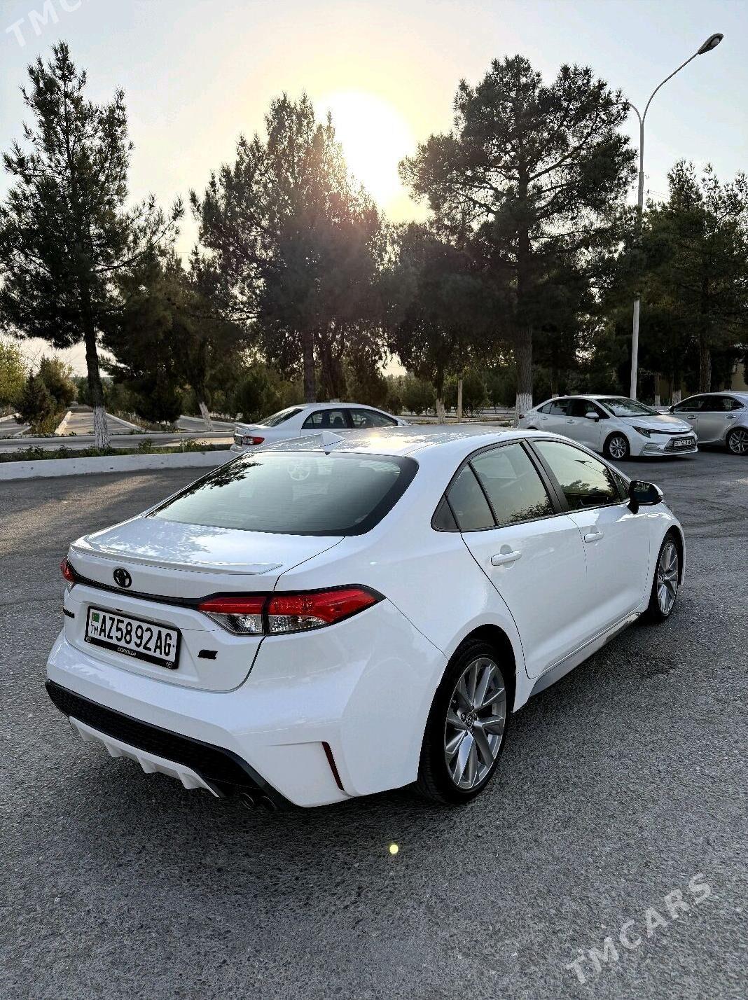 Toyota Corolla 2022 - 250 000 TMT - Büzmeýin - img 6