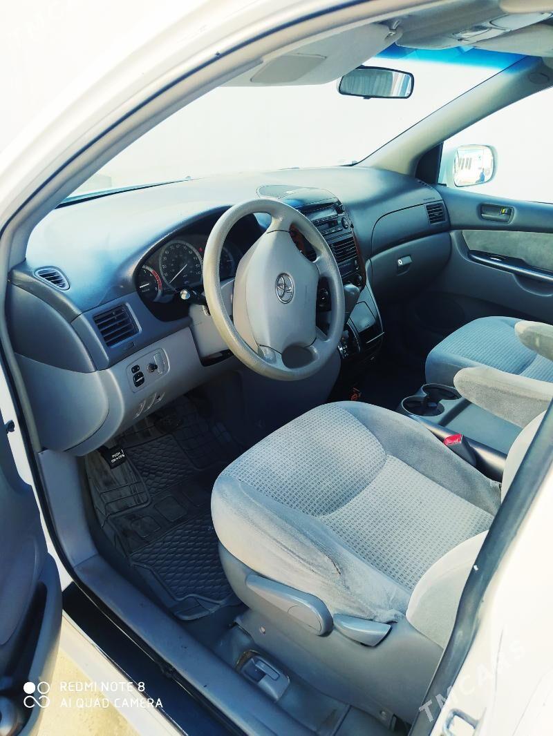 Toyota Sienna 2006 - 240 000 TMT - Туркменабат - img 7