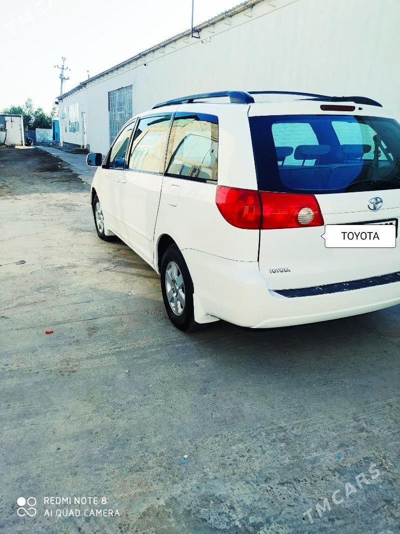 Toyota Sienna 2006 - 240 000 TMT - Туркменабат - img 5