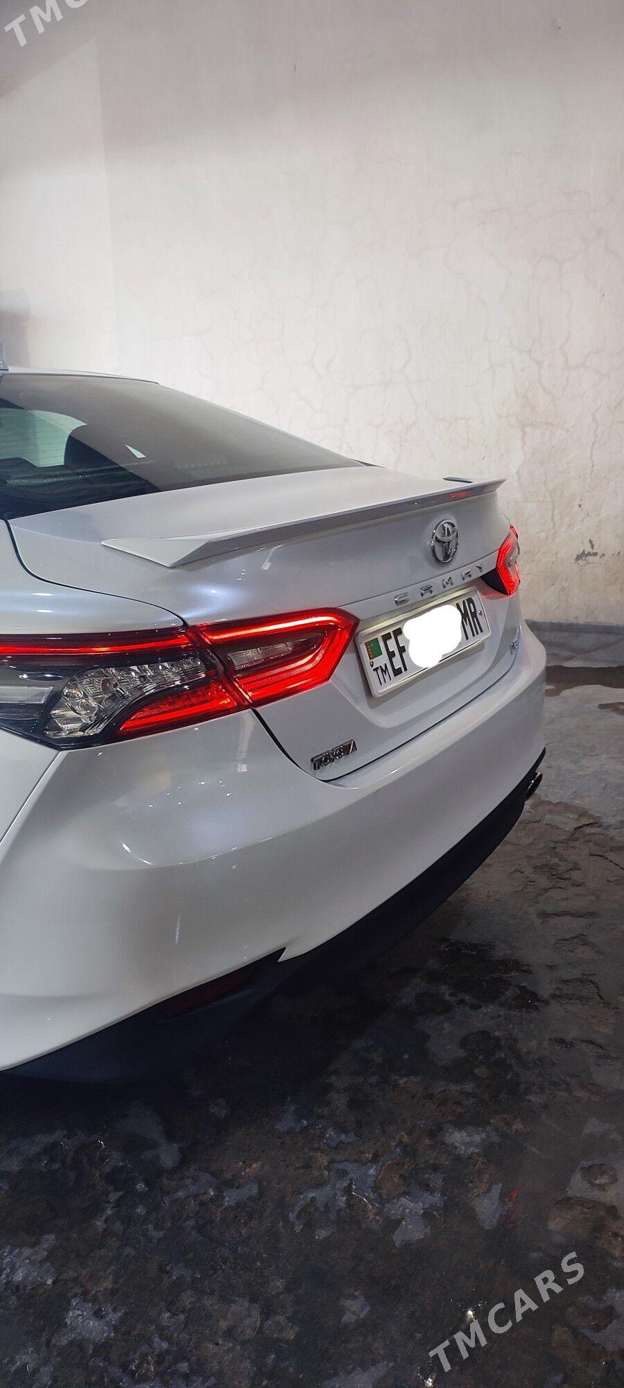 Toyota Camry 2021 - 295 000 TMT - Baýramaly - img 4