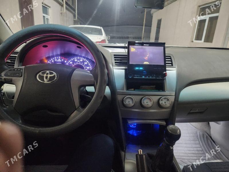 Toyota Camry 2010 - 165 000 TMT - Анев - img 4
