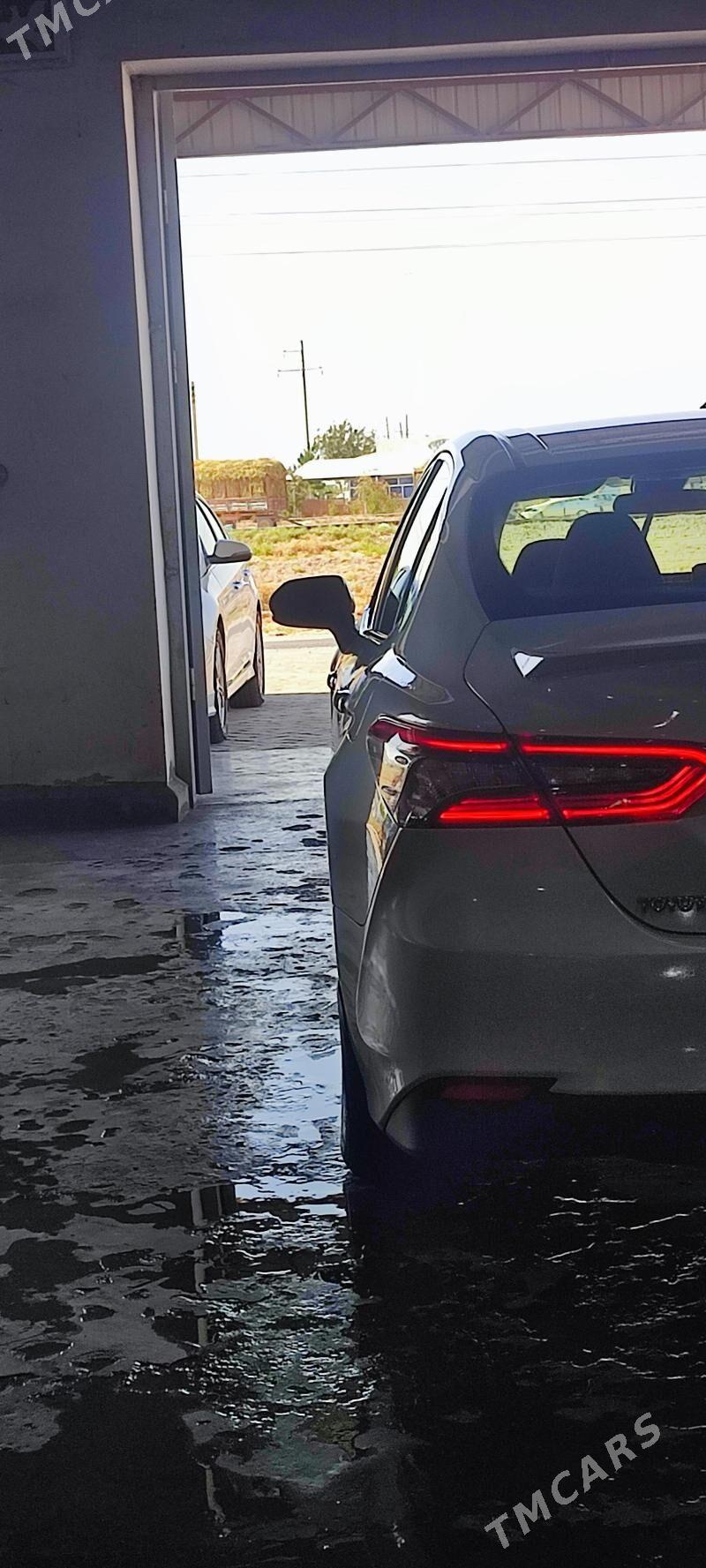 Toyota Camry 2021 - 295 000 TMT - Baýramaly - img 5