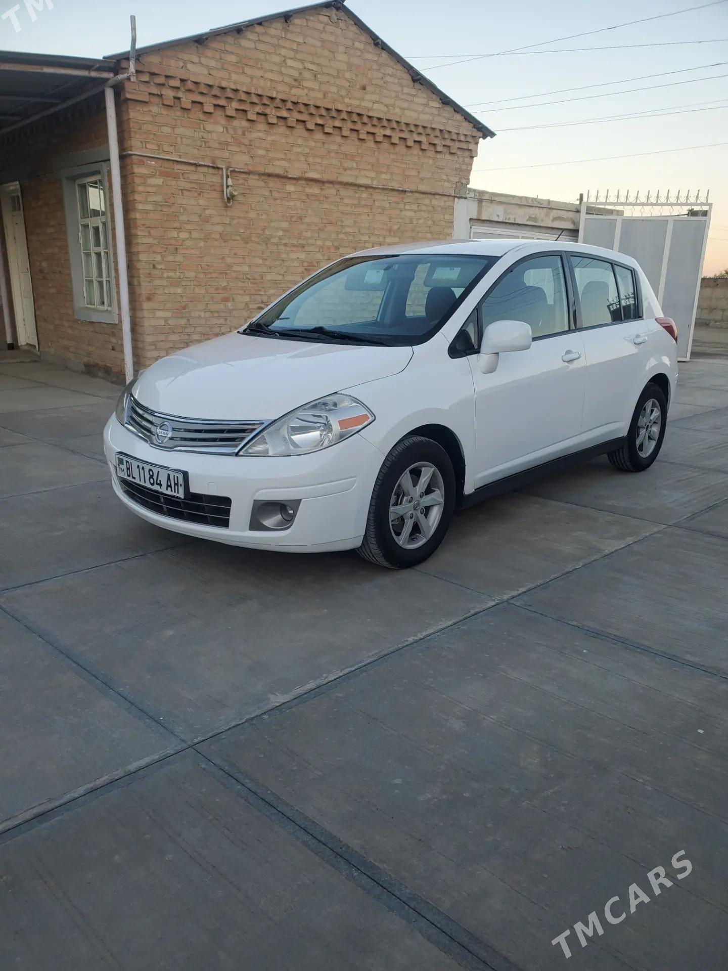 Nissan Versa 2012 - 107 000 TMT - Бахарден - img 1