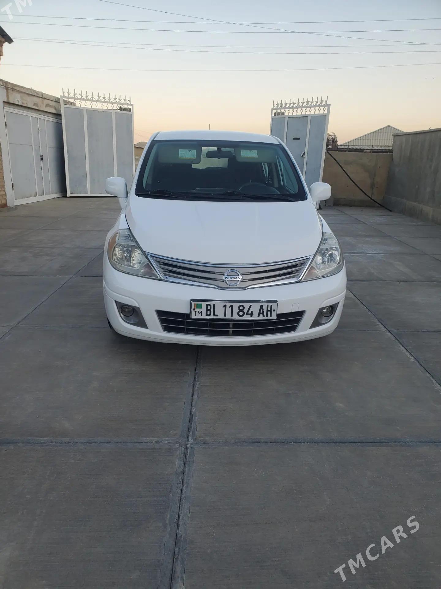 Nissan Versa 2012 - 107 000 TMT - Бахарден - img 3