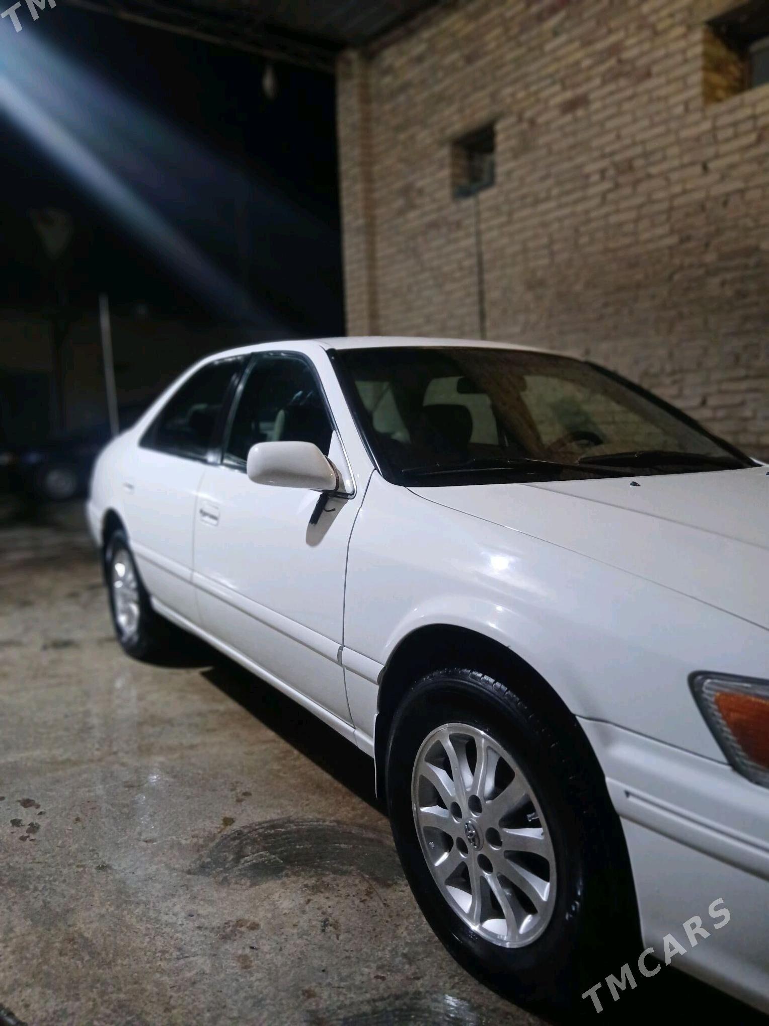 Toyota Camry 1999 - 160 000 TMT - Saýat - img 1