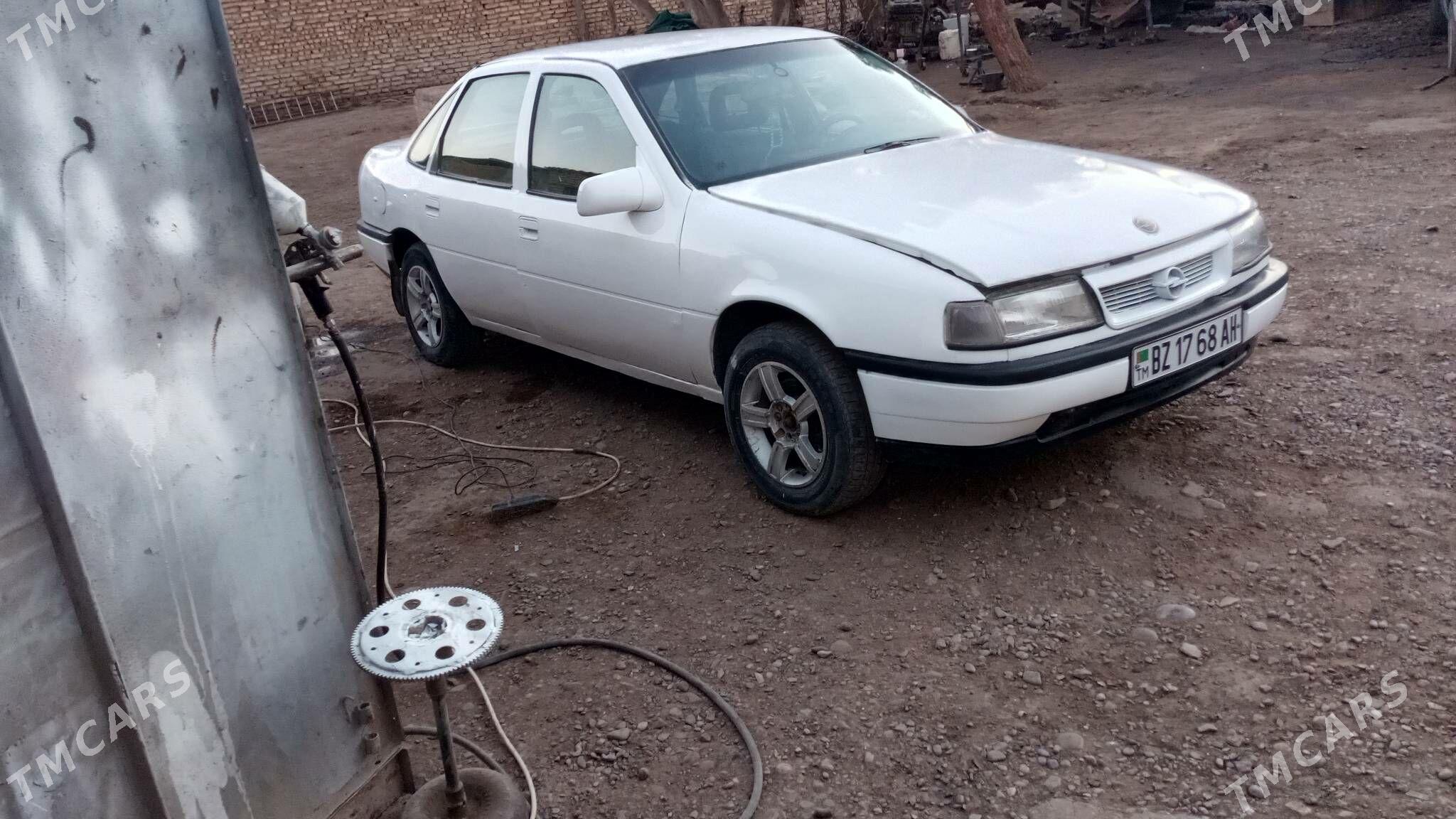 Opel Vectra 1991 - 27 000 TMT - Sarahs - img 4