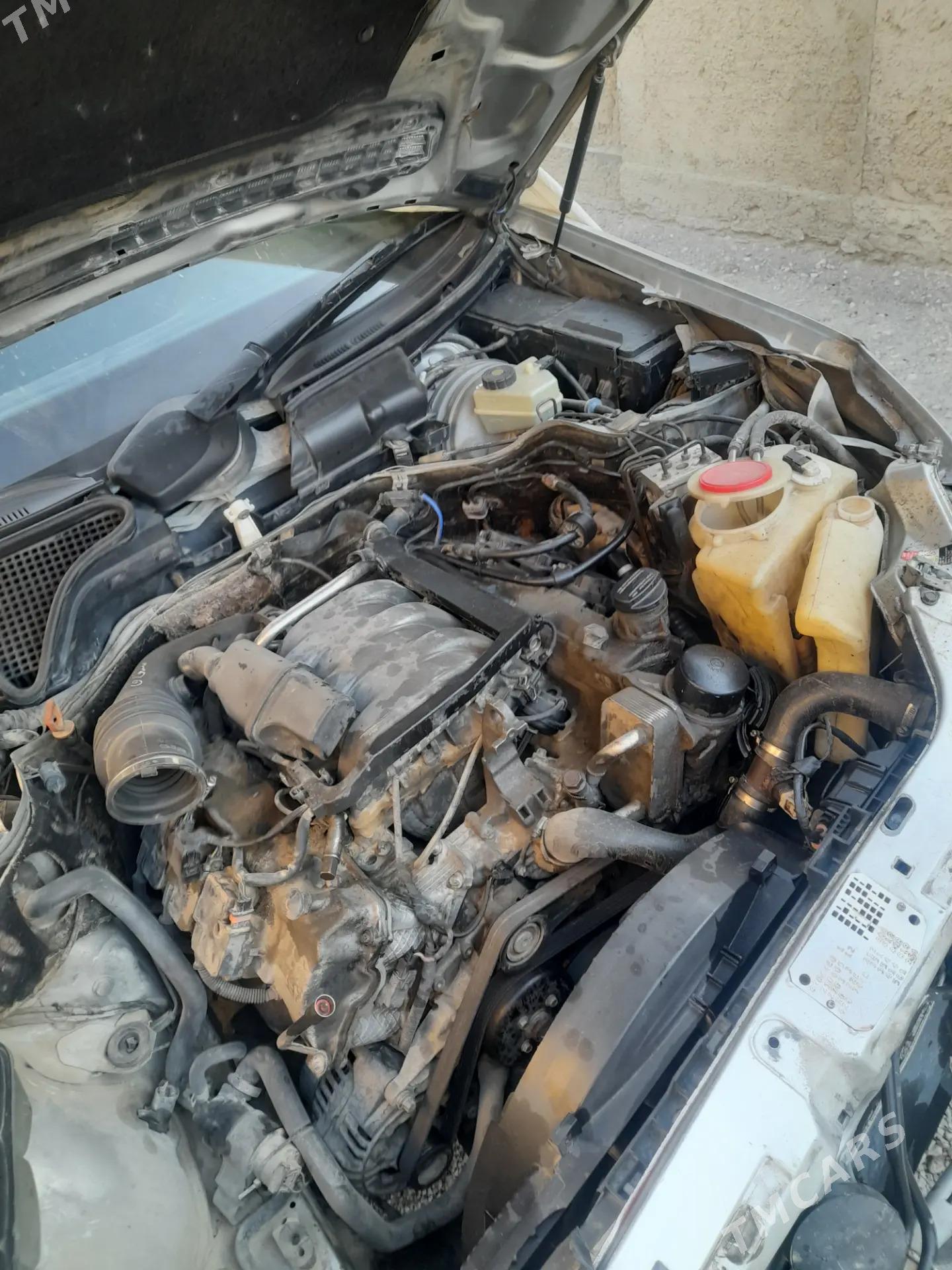 Mercedes-Benz E320 1998 - 35 000 TMT - Gumdag - img 4