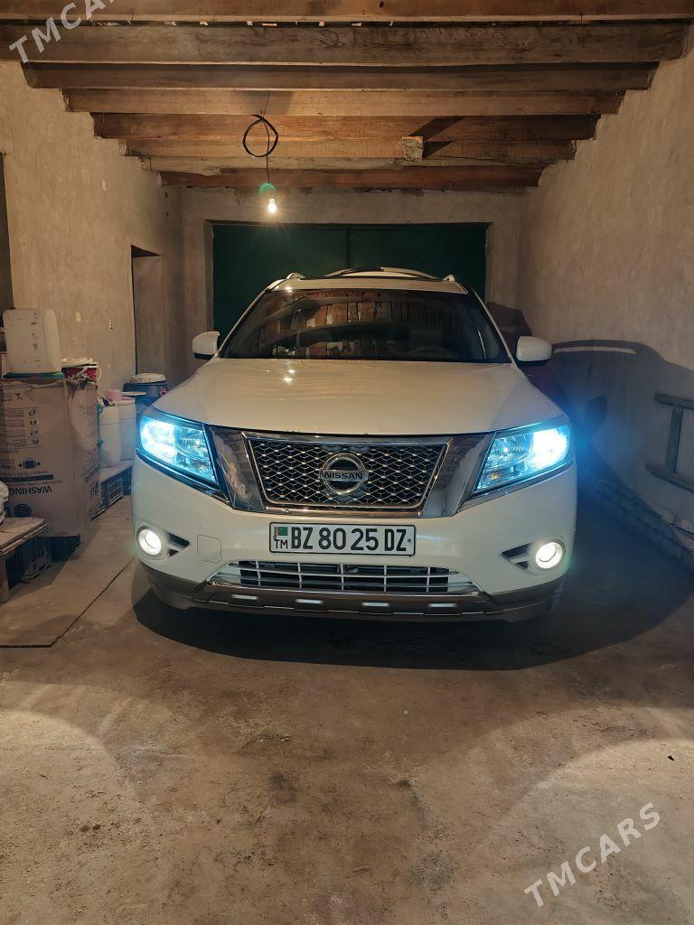 Nissan Pathfinder 2012 - 255 000 TMT - Гурбансолтан Едже - img 3