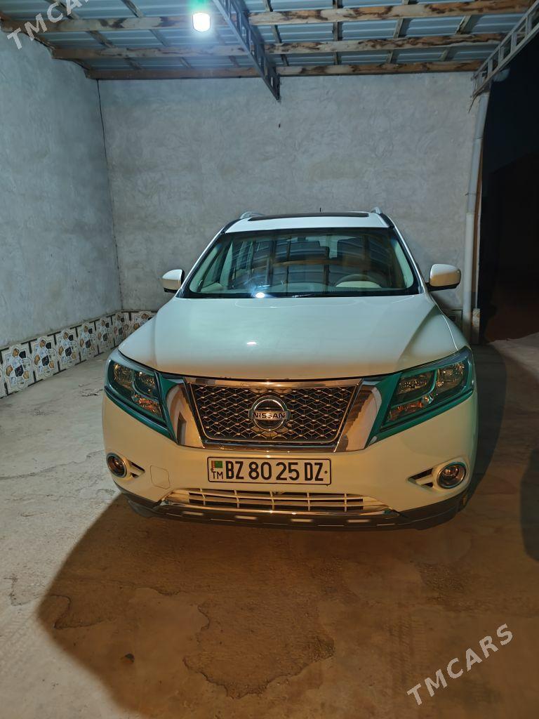 Nissan Pathfinder 2012 - 255 000 TMT - Гурбансолтан Едже - img 1