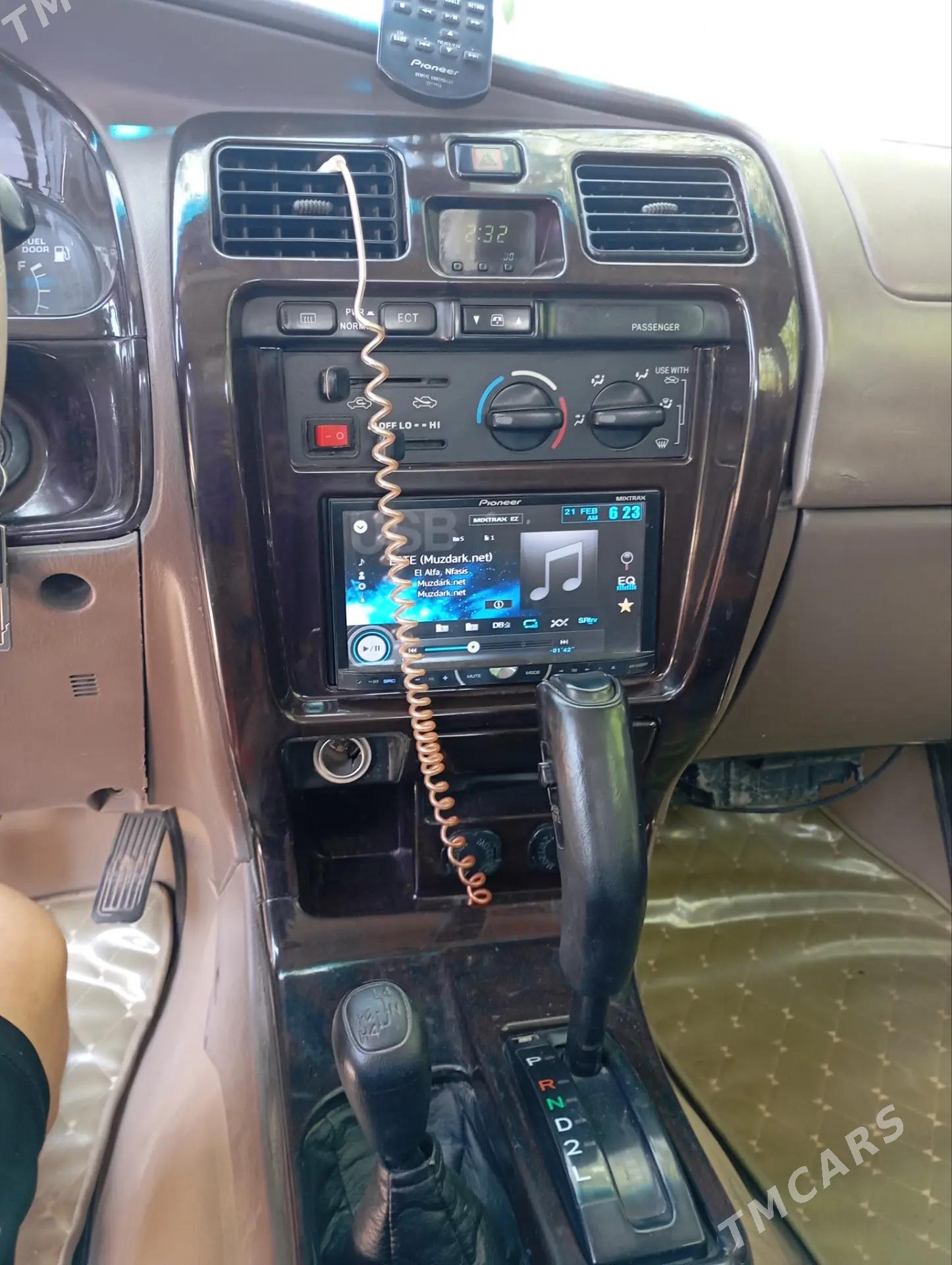 Toyota 4Runner 1999 - 150 000 TMT - Daşoguz - img 3