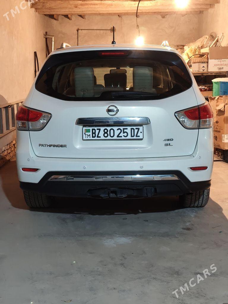 Nissan Pathfinder 2012 - 255 000 TMT - Гурбансолтан Едже - img 5