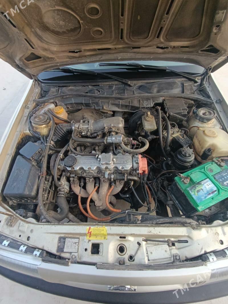 Opel Vectra 1990 - 50 000 TMT - Мары - img 9