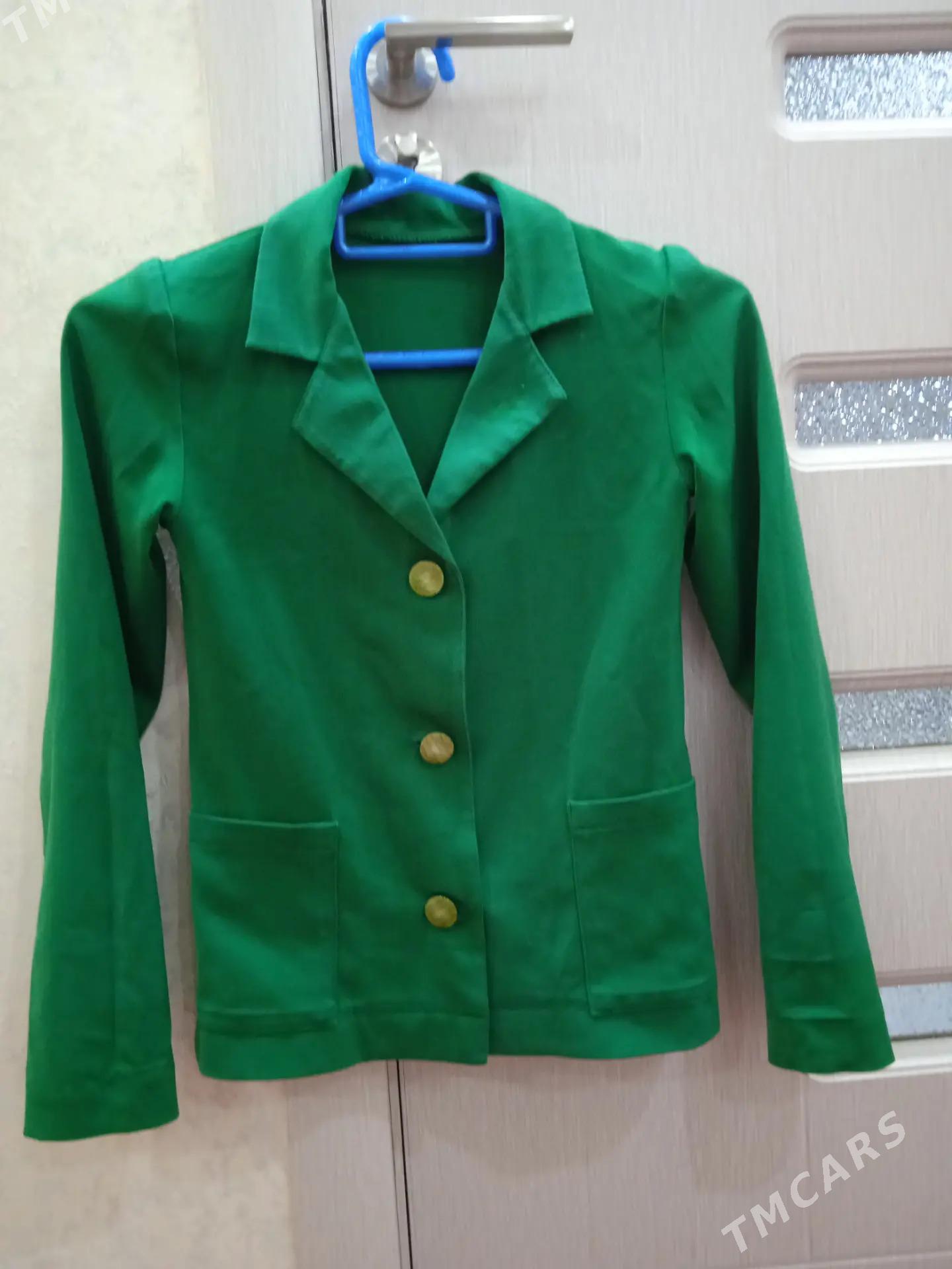 Mekdep  yaşyl  kostyum - Туркменабат - img 2