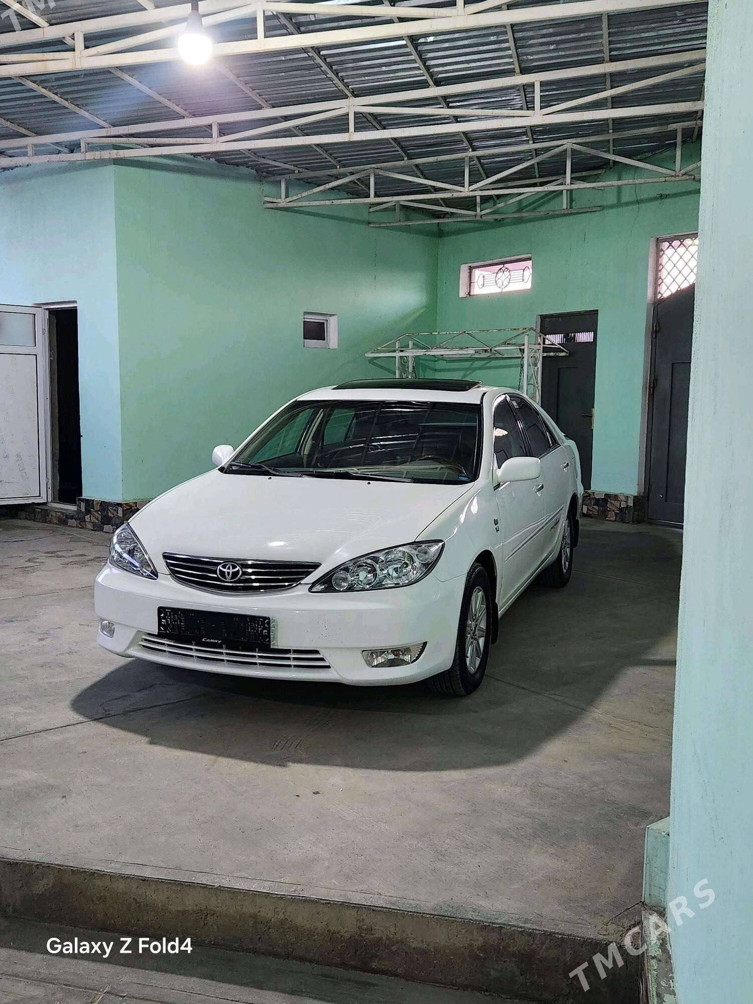 Toyota Camry 2002 - 217 000 TMT - Gyzylarbat - img 2