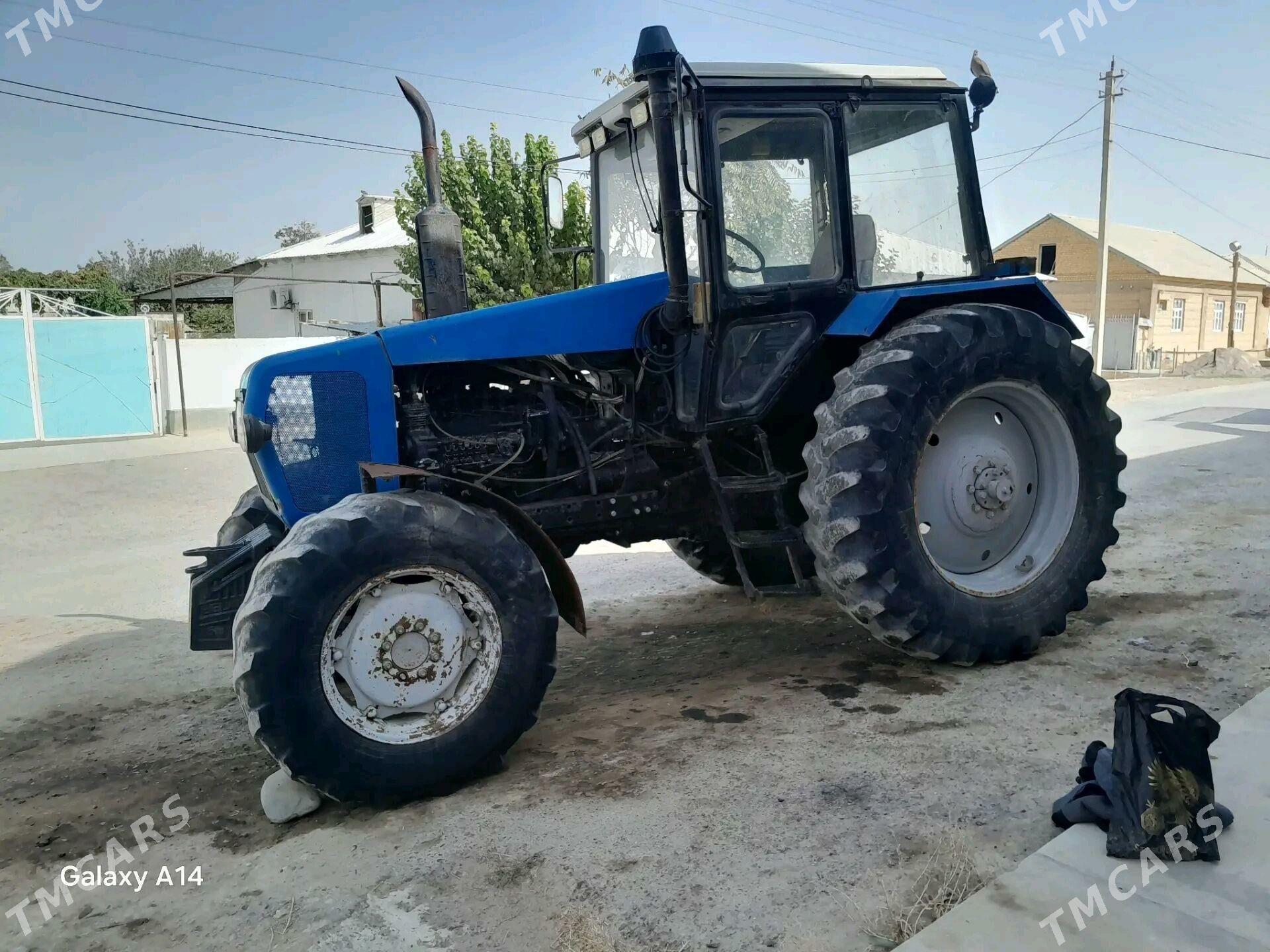 Belarus 923 2008 - 150 000 TMT - "Алтын Асыр" Гундогар базары ( Толкучка) - img 3