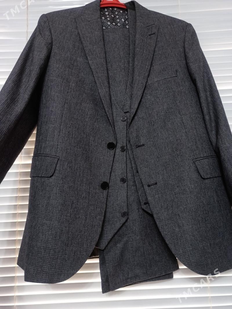 костюм тройка - Балканабат - img 1