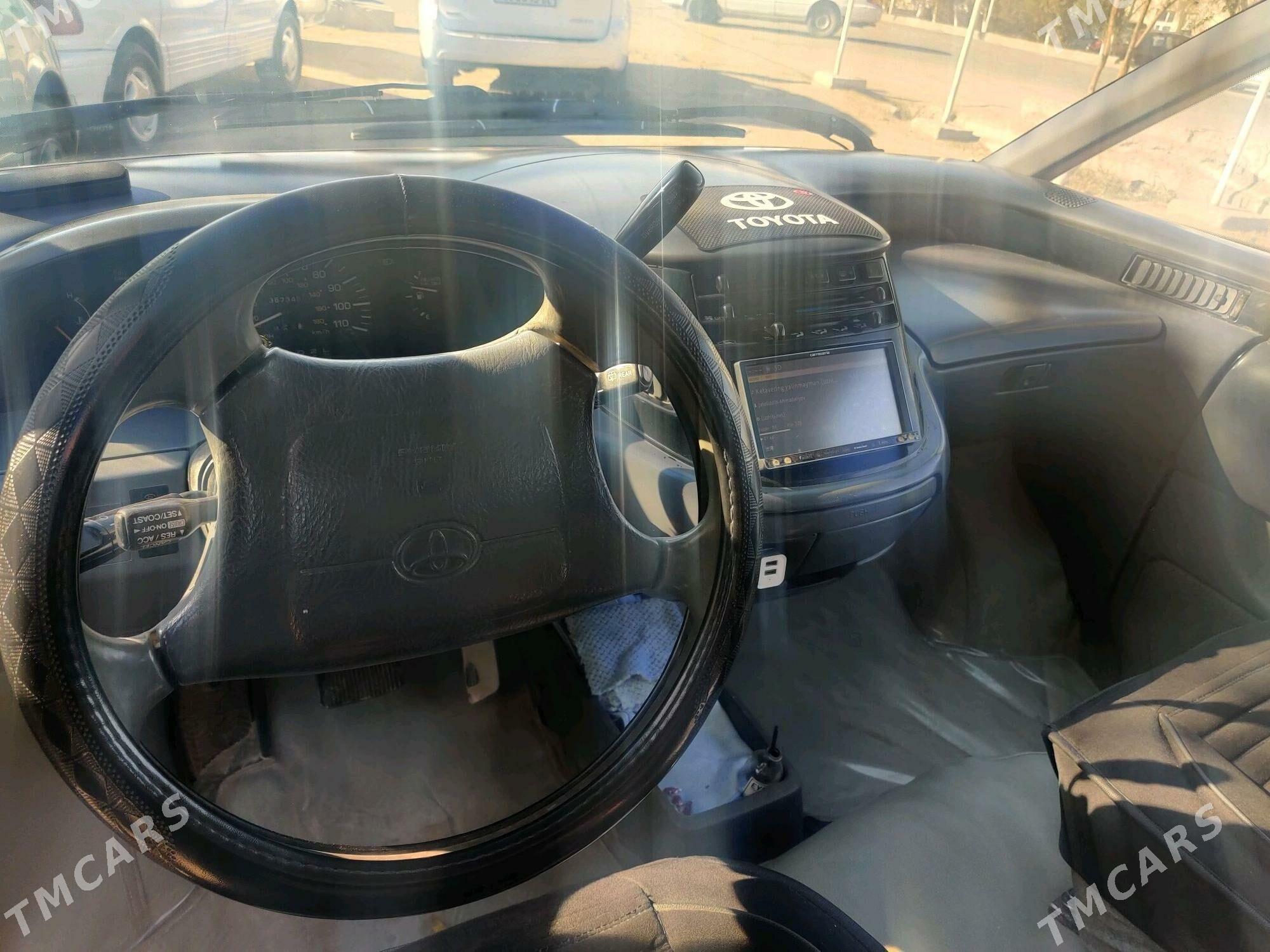 Toyota Previa 1993 - 110 000 TMT - Гурбансолтан Едже - img 3