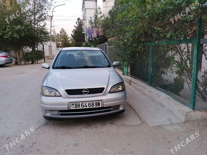 Opel Astra 2004 - 105 000 TMT - Балканабат - img 3