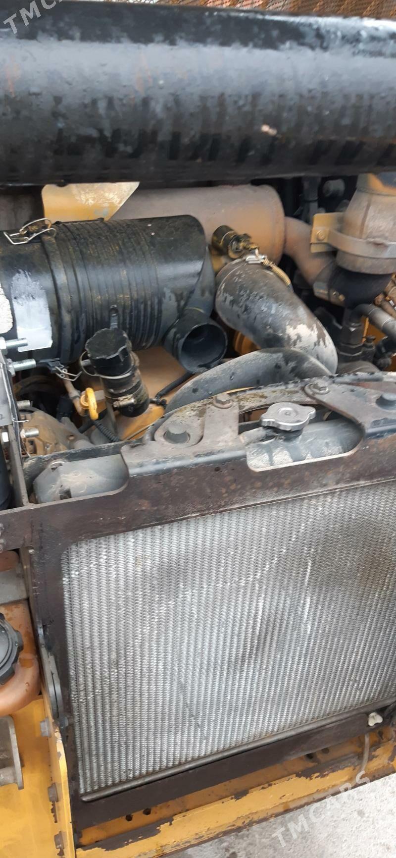 John Deere 2005 - 220 000 TMT - Бедев - img 5