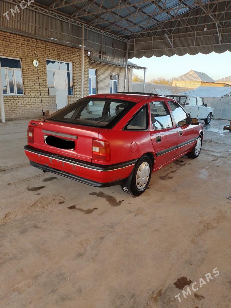 Opel Vectra 1992 - 24 000 TMT - Mary - img 2