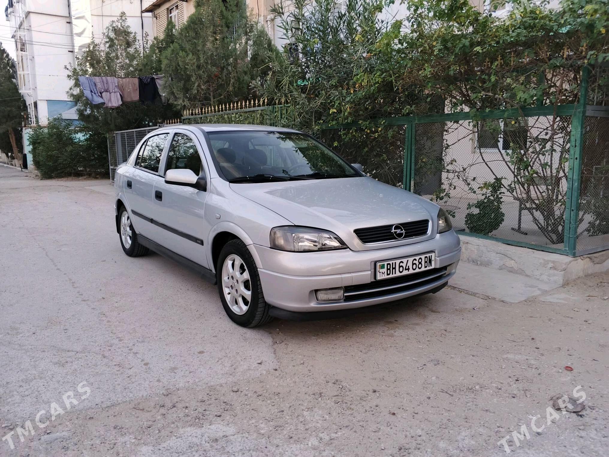 Opel Astra 2004 - 105 000 TMT - Балканабат - img 2