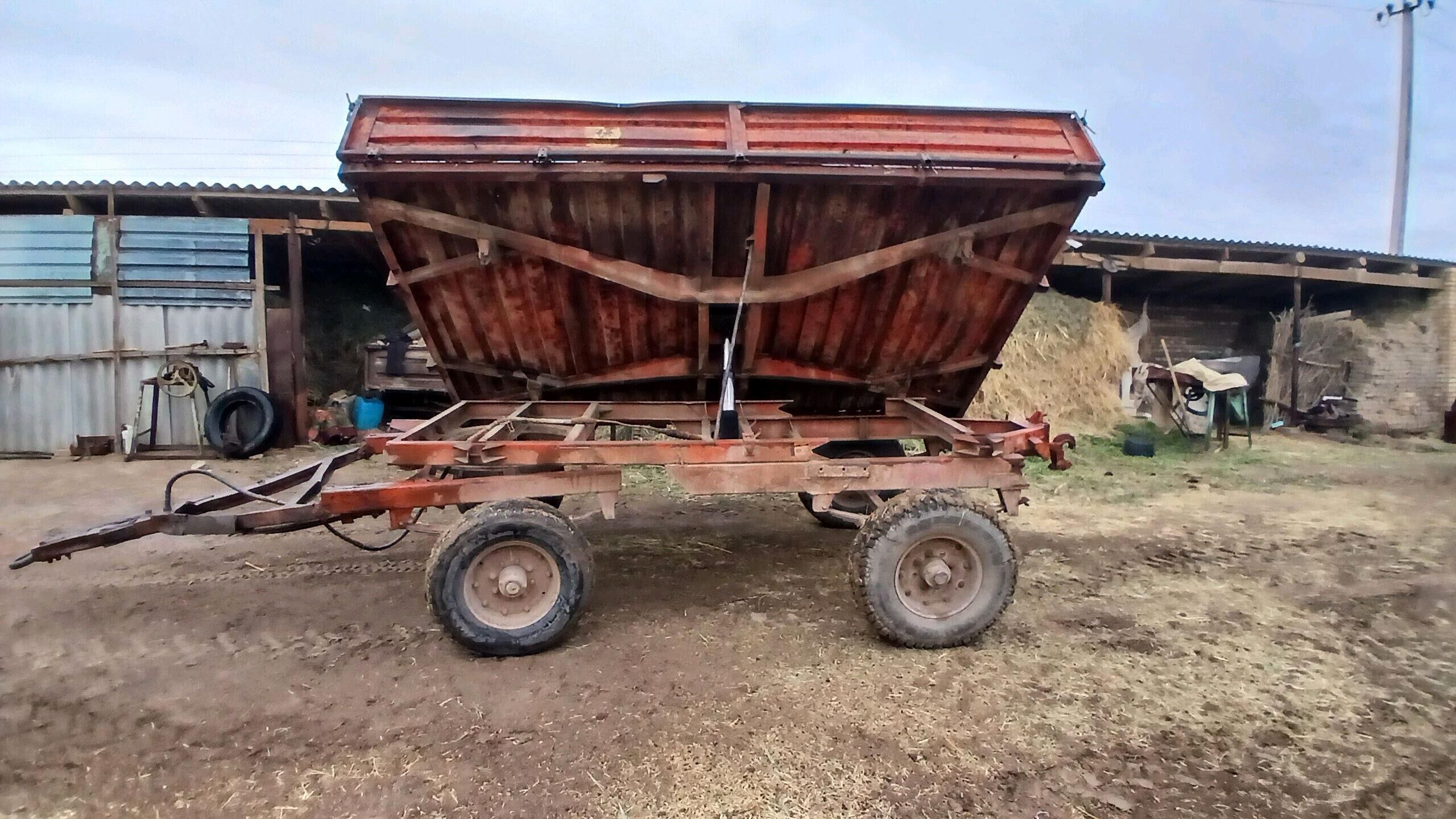 MTZ T-28 2002 - 33 000 TMT - Туркменгала - img 3