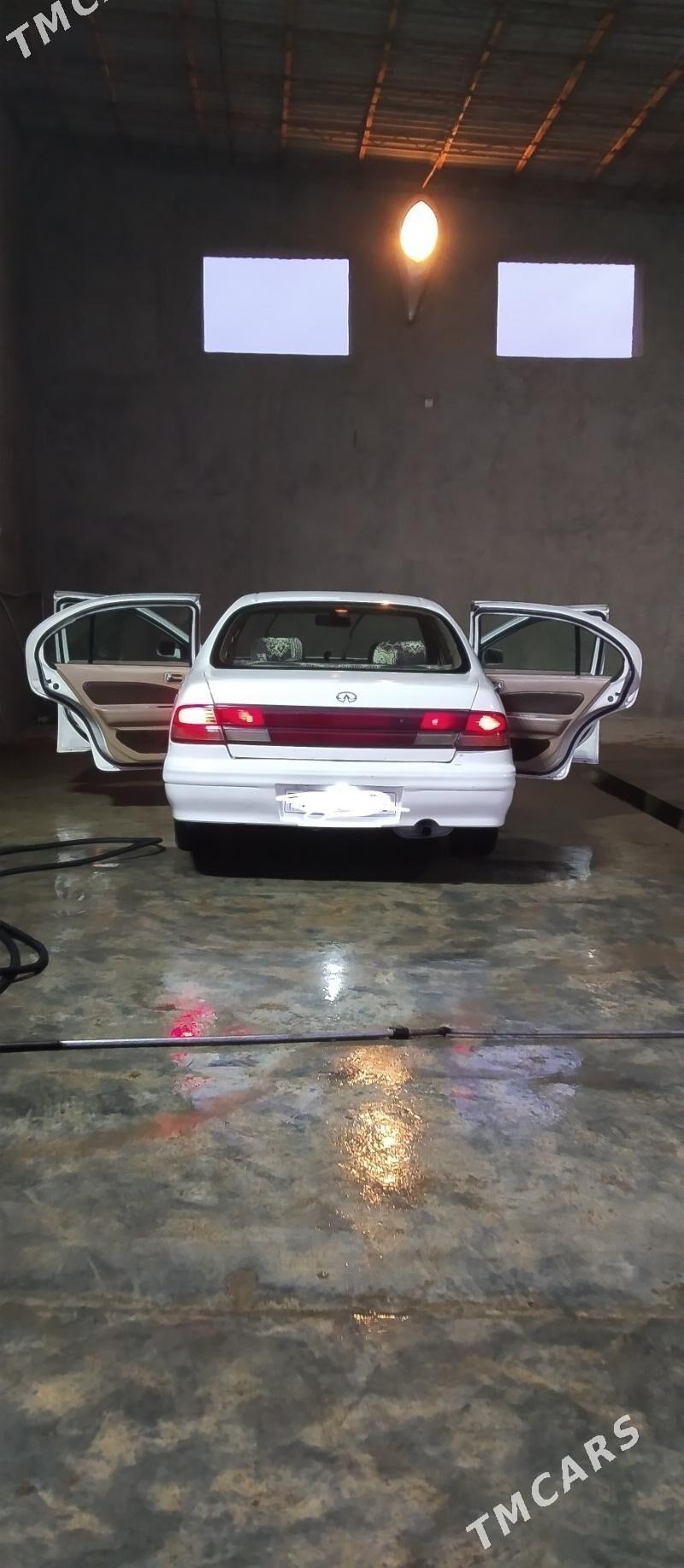 Infiniti Q 1996 - 50 000 TMT - Farap - img 4