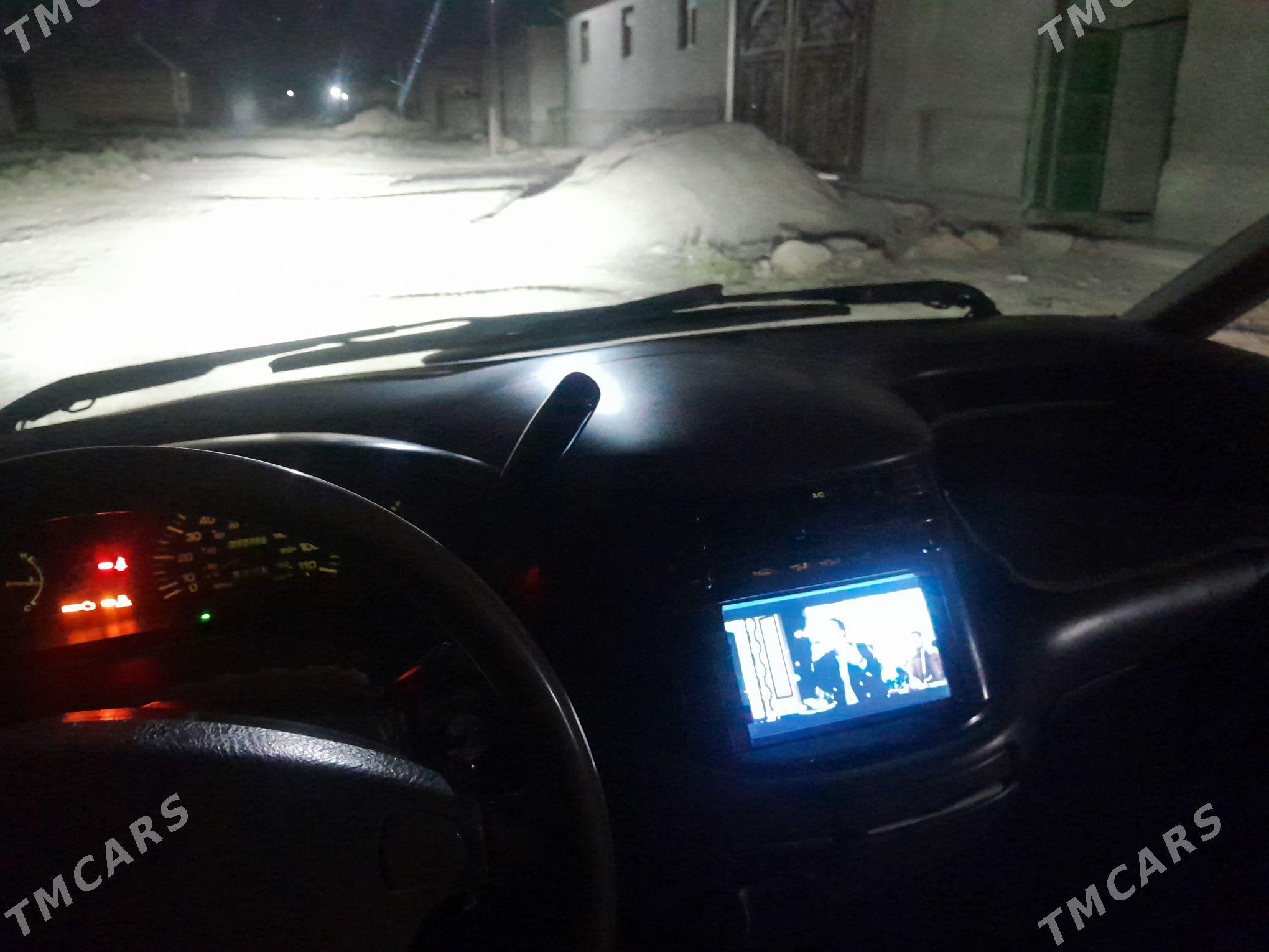 Toyota Previa 1995 - 100 000 TMT - Койтендаг - img 3