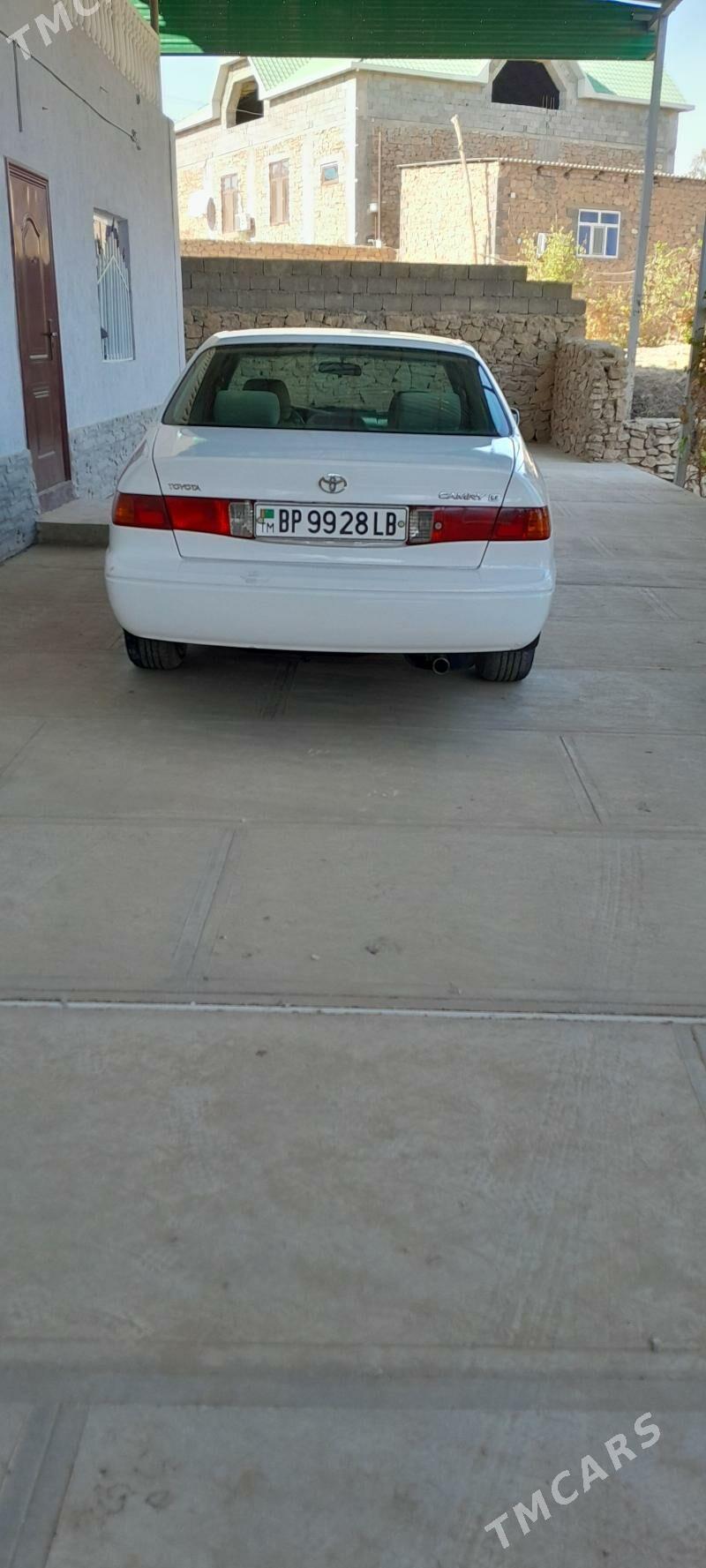 Toyota Camry 2001 - 158 000 TMT - Magdanly - img 3