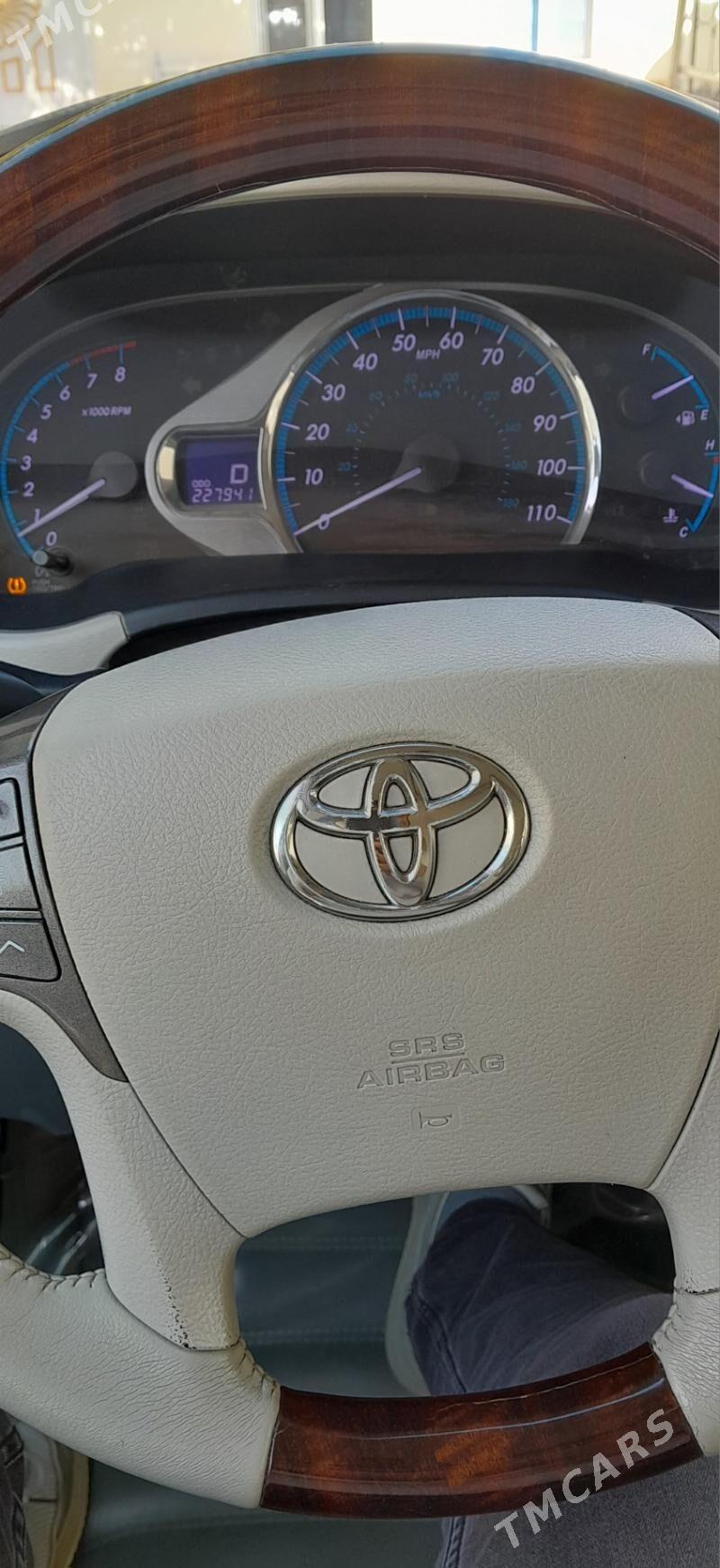 Toyota Sienna 2011 - 320 000 TMT - Хитровка - img 4