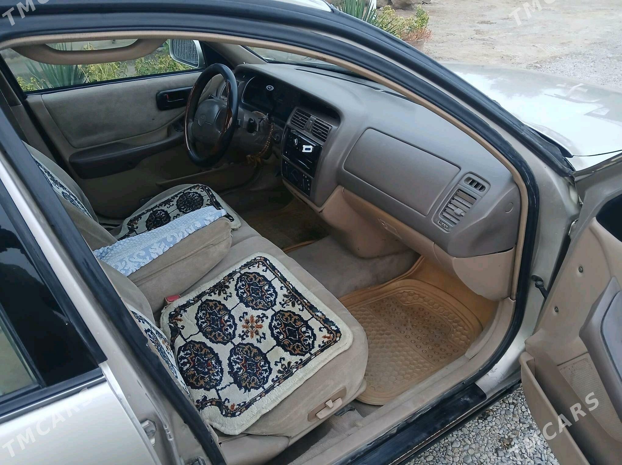 Toyota Avalon 1996 - 115 000 TMT - Теджен - img 4