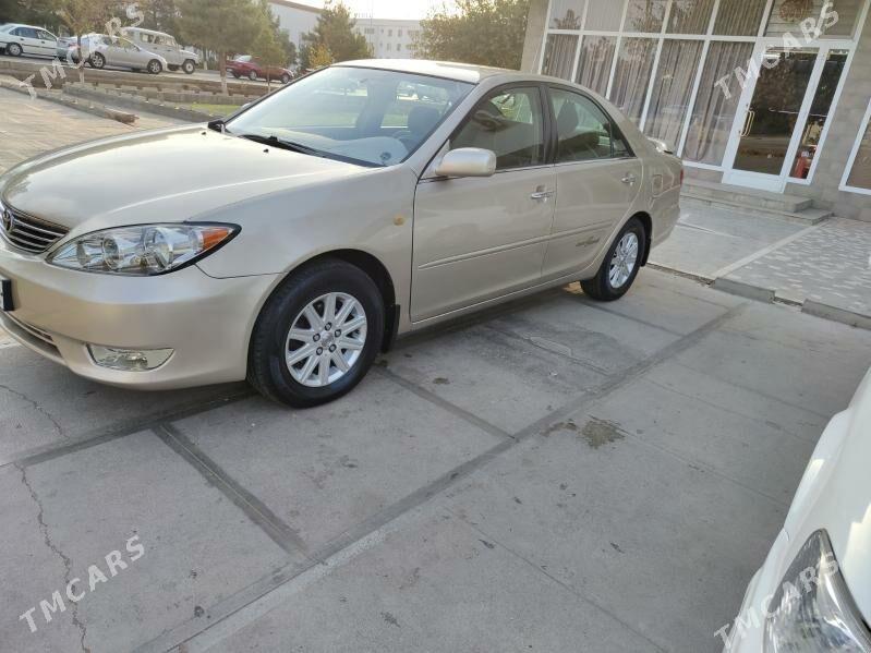 Toyota Camry 2005 - 180 000 TMT - Мары - img 1