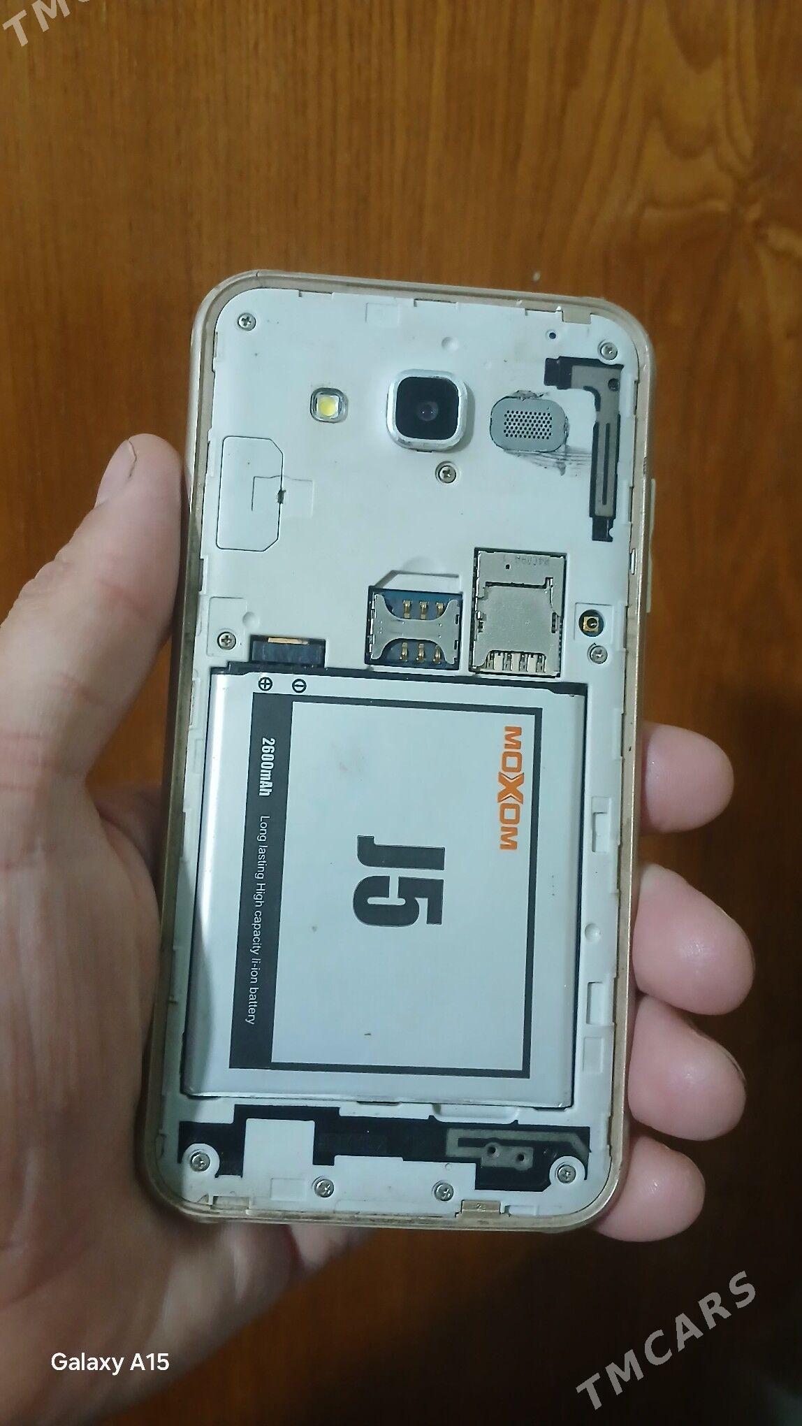 SAMSUNG - J 5 - Kerki - img 6