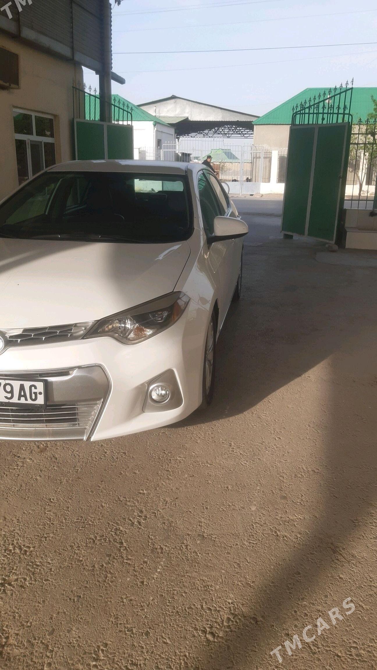 Toyota Corolla 2014 - 205 000 TMT - Бузмеин - img 4