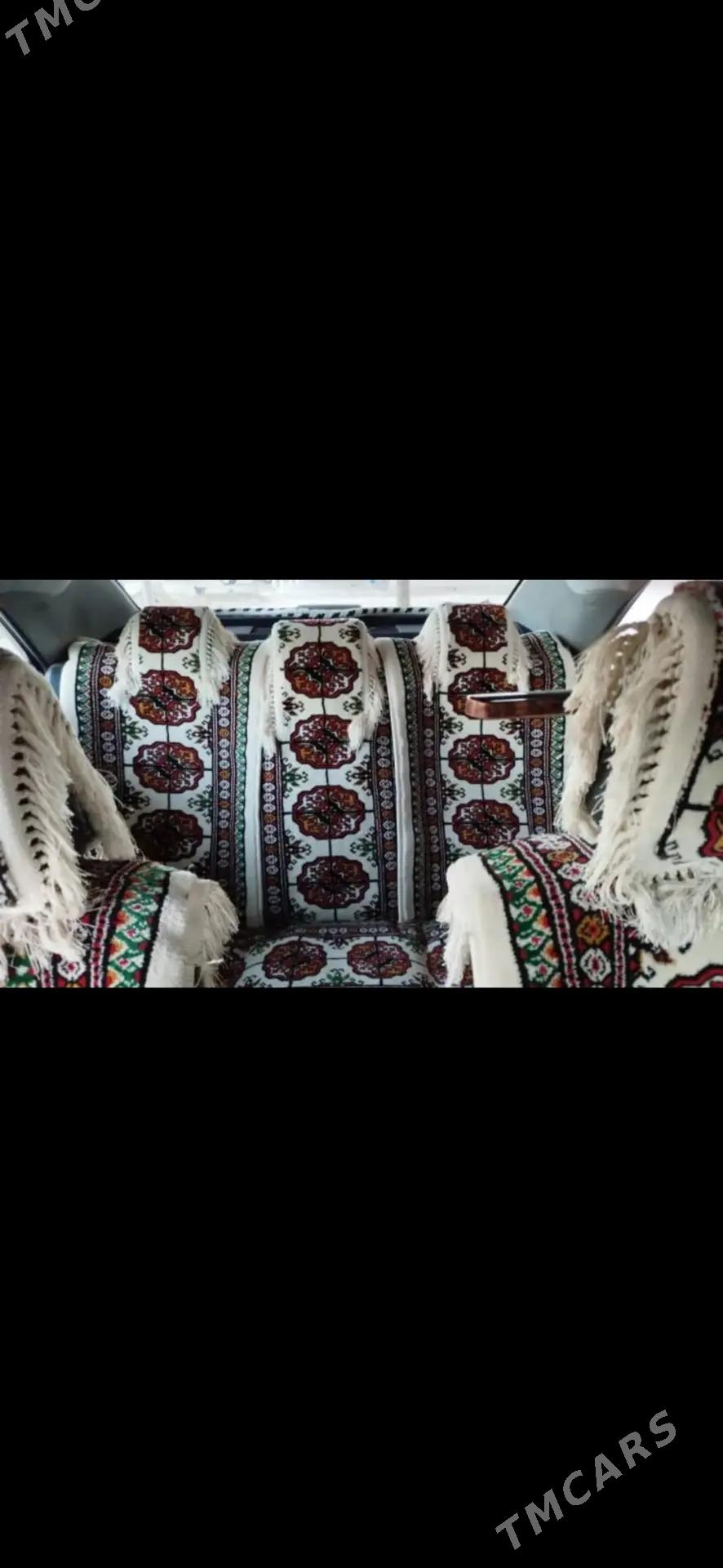 Toyota Camry 2017 - 300 000 TMT - Ýolöten - img 3