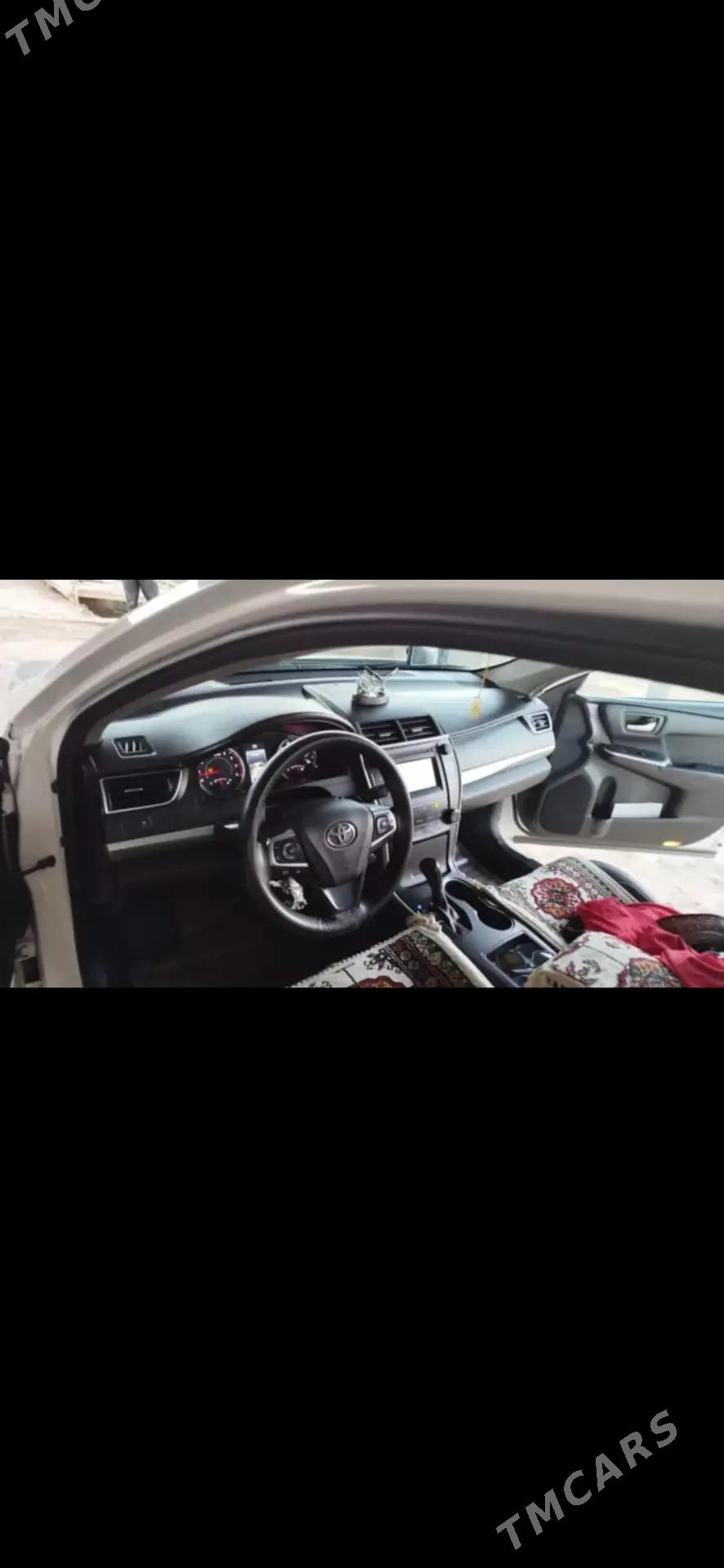 Toyota Camry 2017 - 300 000 TMT - Ýolöten - img 5