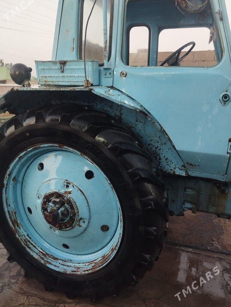 MTZ 80 1992 - 105 000 TMT - Bäherden - img 4
