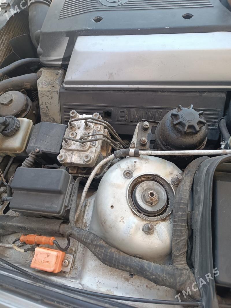 BMW 530 1993 - 40 000 TMT - Mary - img 8