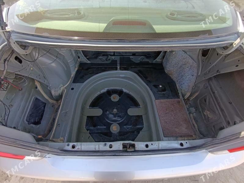 Toyota Camry 2003 - 175 000 TMT - Мары - img 9