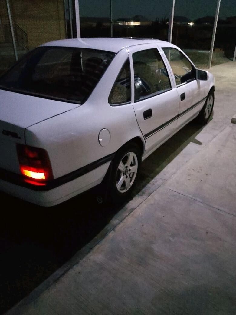 Opel Vectra 1991 - 40 000 TMT - Murgap - img 3