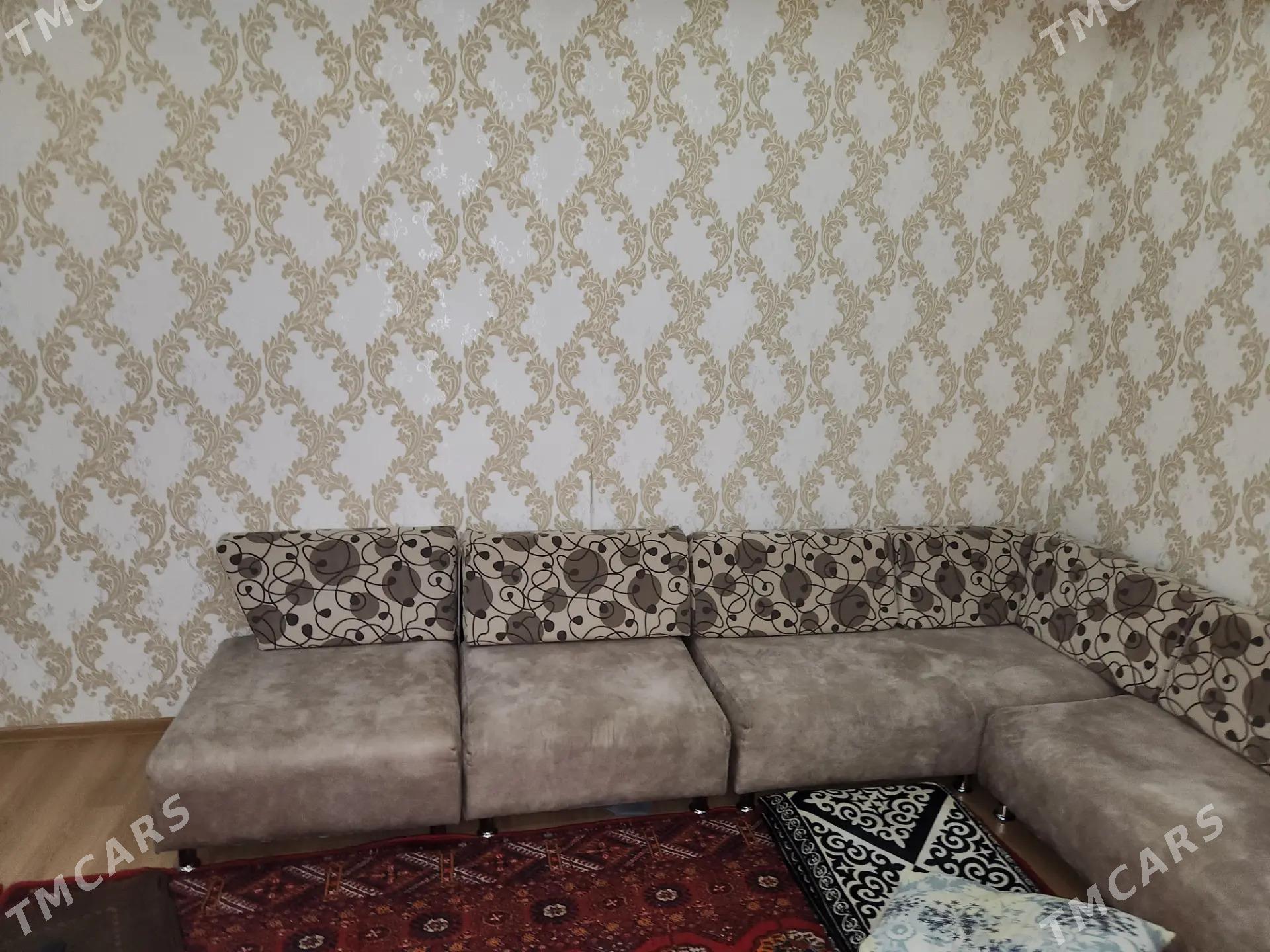 уголок - Türkmenabat - img 2