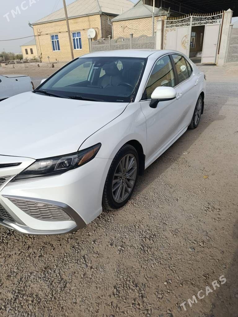 Toyota Camry 2021 - 340 000 TMT - Мары - img 1