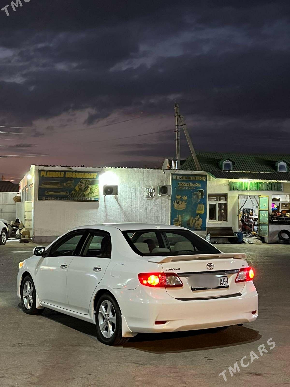 Toyota Corolla 2011 - 165 000 TMT - Büzmeýin - img 3