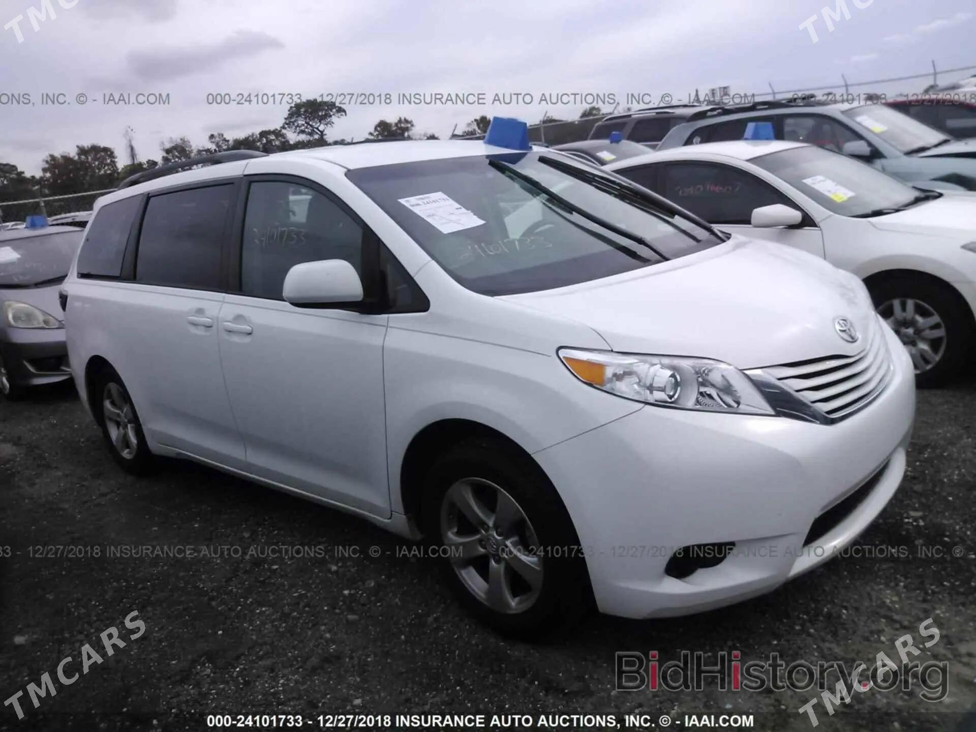 Toyota Sienna 2017 - 345 000 TMT - 3 мкр - img 5