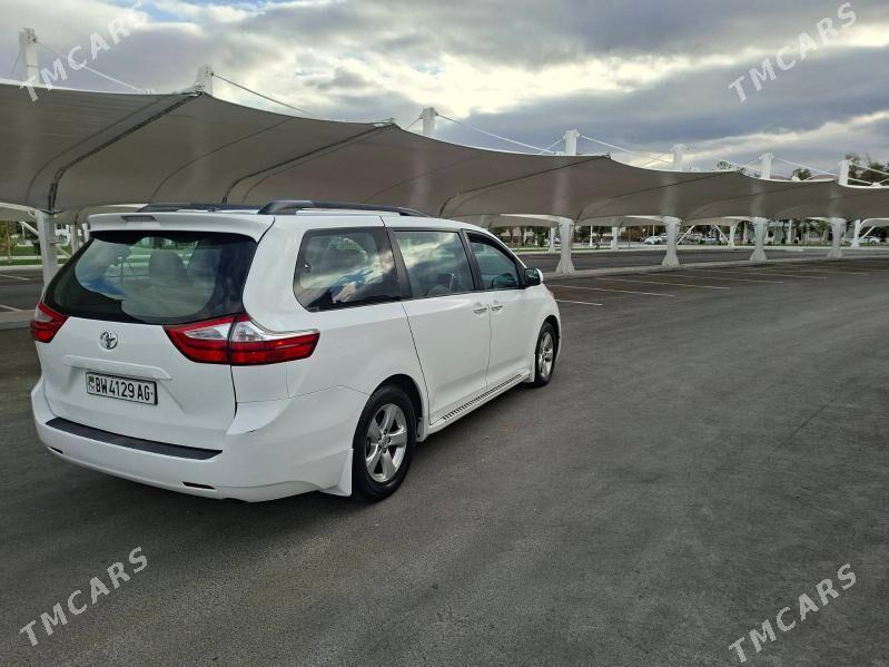 Toyota Sienna 2017 - 345 000 TMT - 3 мкр - img 3